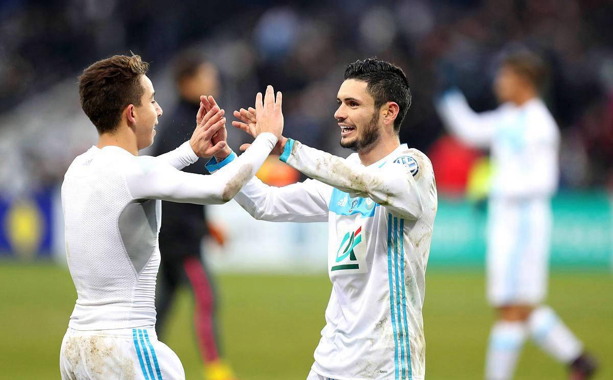 包含马赛后防表现抢眼，客场斩获一分的词条