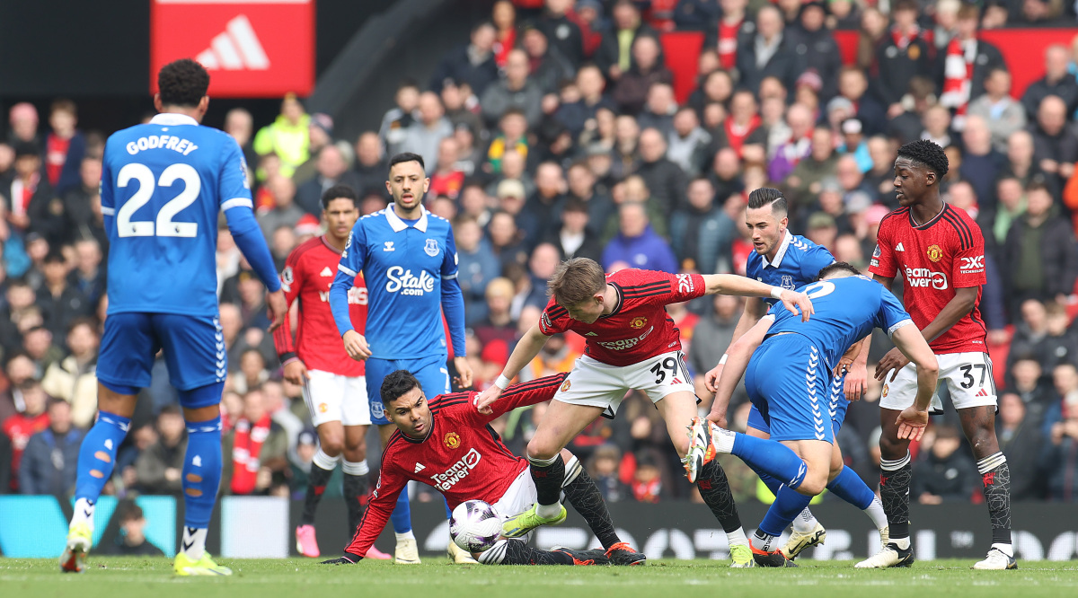 关于维罗纳主帅为球队表现赞不绝口的信息