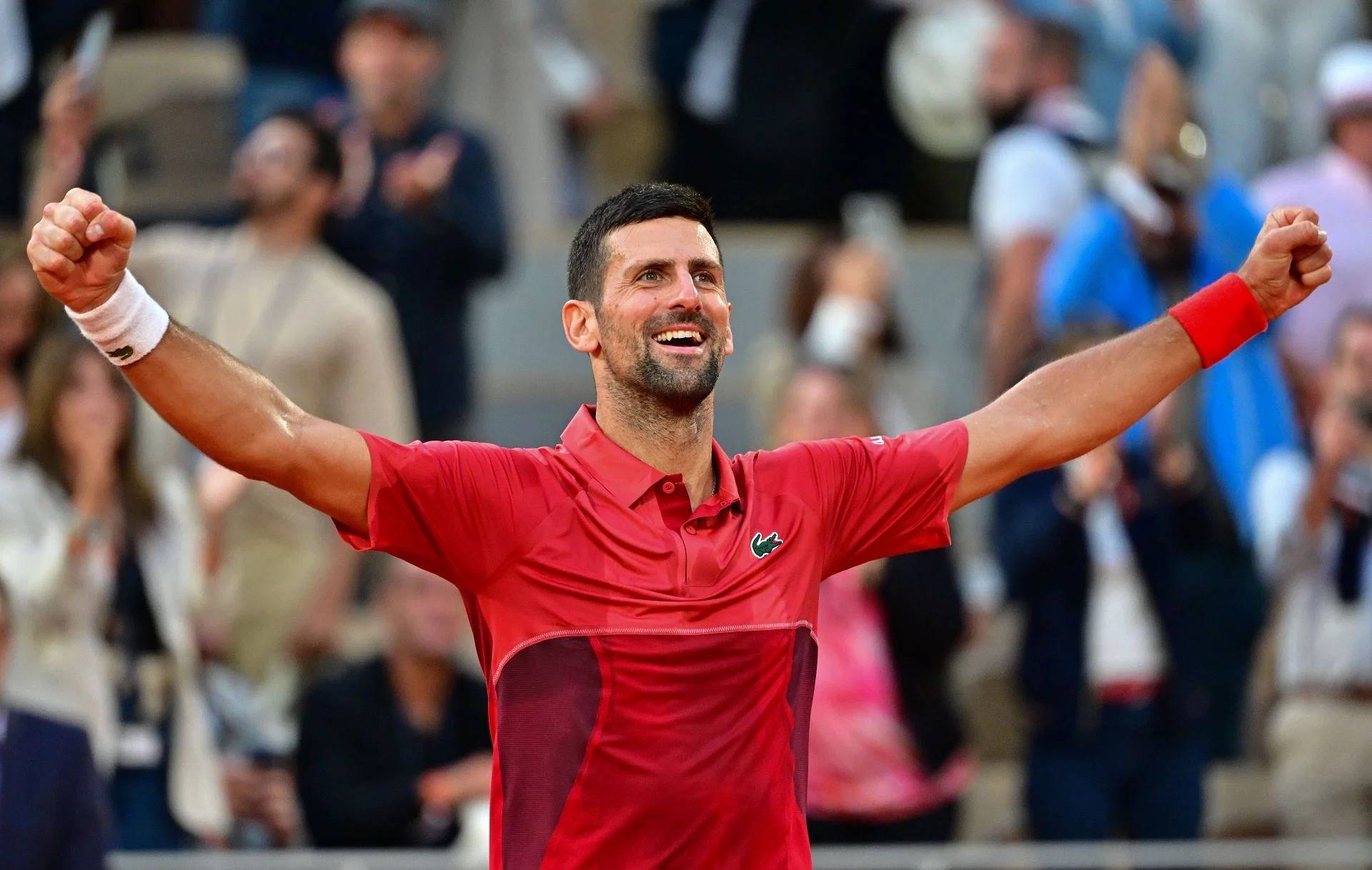  德约科维奇关键节点突破纪录，FPX带队取胜！