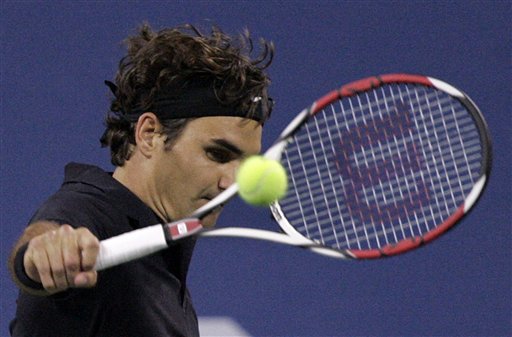  费德勒爆冷击败巴黎圣日耳曼，出色防守引爆全场！